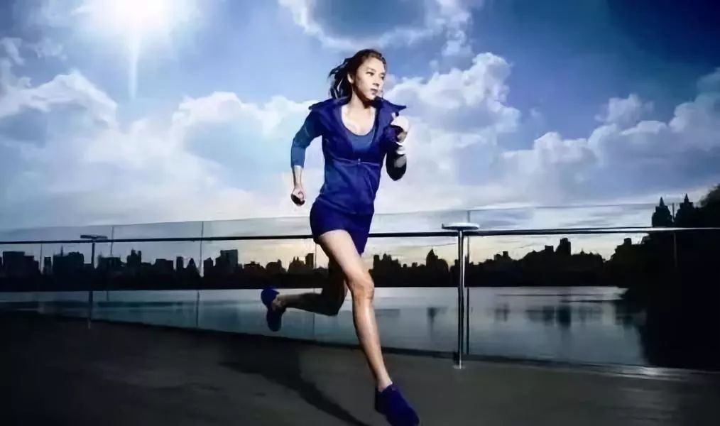 泰国又一个逆天广告《努力一点点》，感动了全球20亿人！